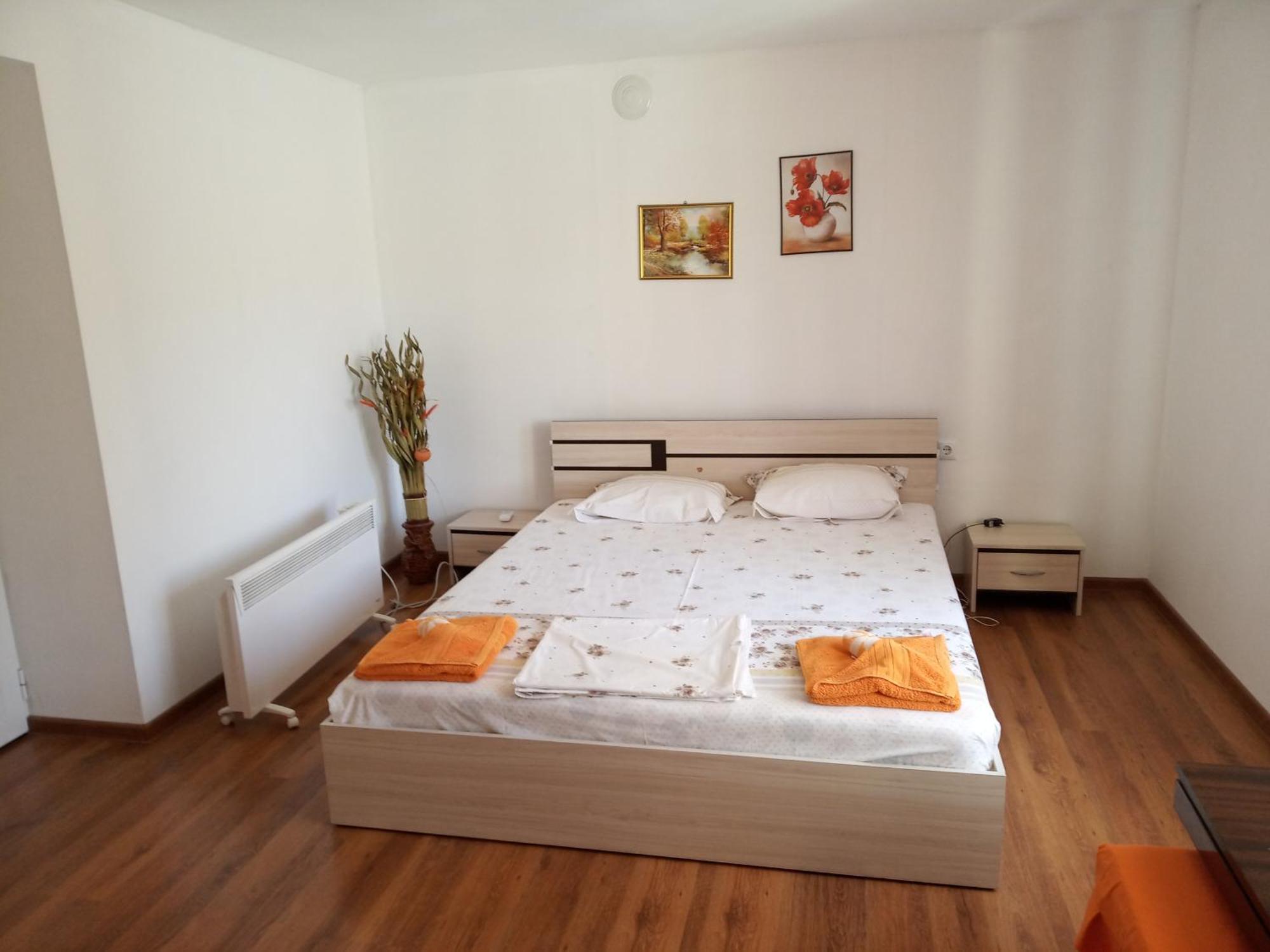 Divna Guest House Krushuna Extérieur photo